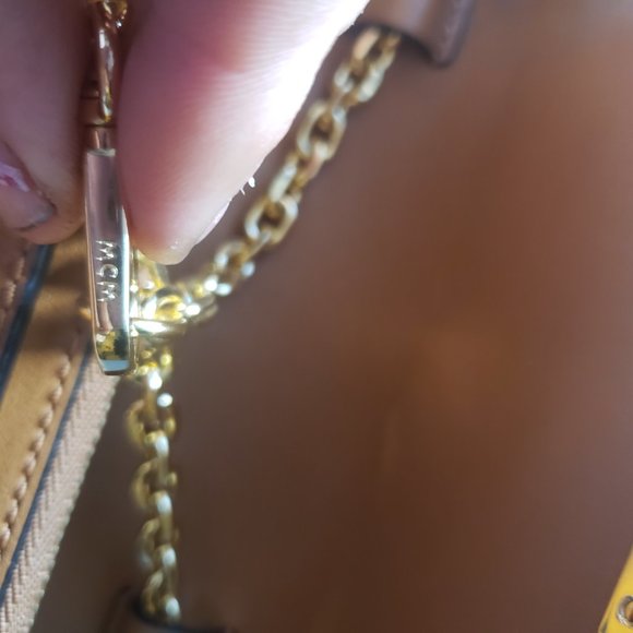 Authentic MCM crossbody bag - Picture 4 of 4